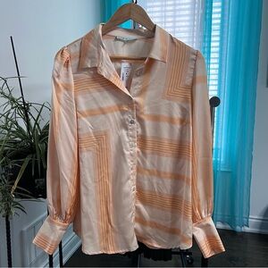 cleo | NWT Button Down Satin Dress Shirt Pastel Orange Medium